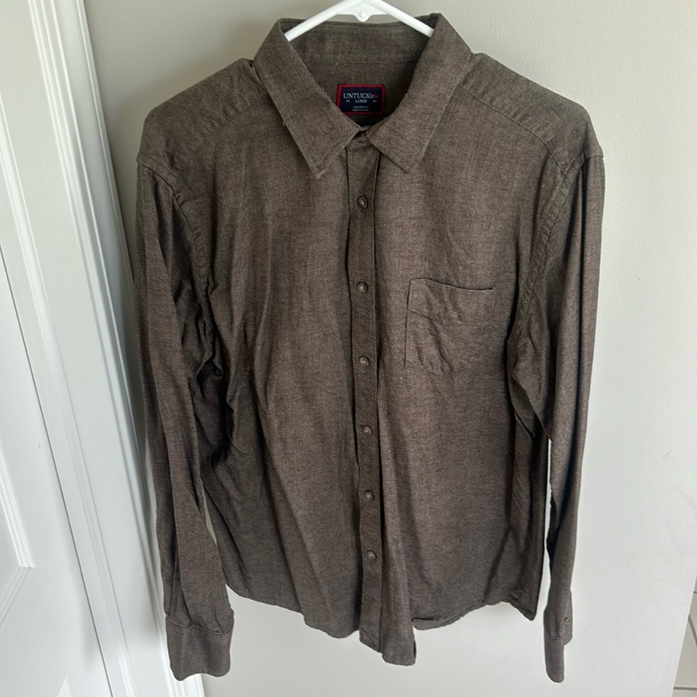 UNTUCKit Sherwood Brown Button Up - Size Large - Regular Fit